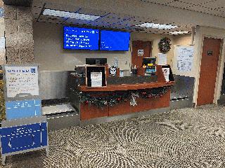 United Ticket Counter